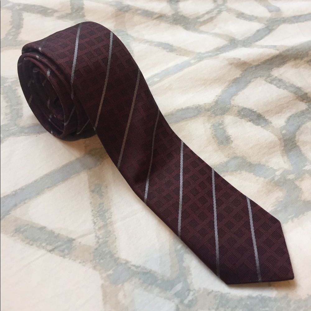 100% silk John Varvatos tie.